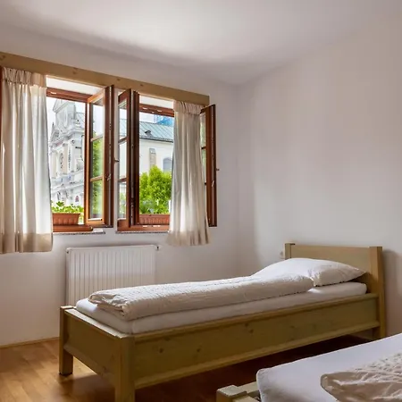 Guest house Pr'finzgar
