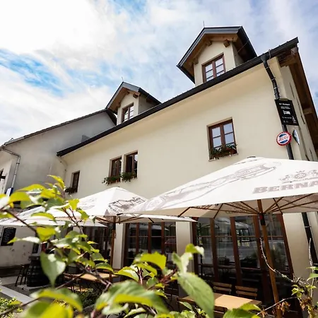 Pensionat Pr'finzgar 3*