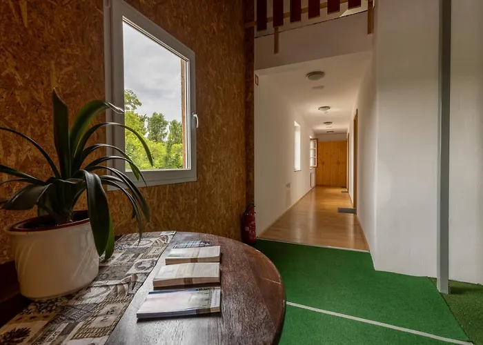 Pr'finzgar 招待所 3*